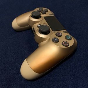 PS4 Controller